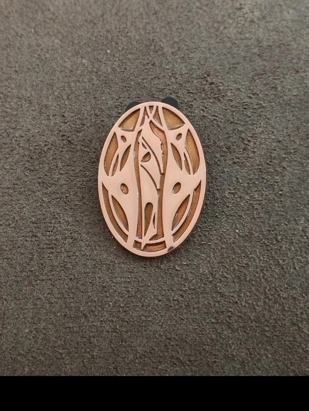 2019 Star Wars Galaxy's Edge Savi's Lightsaber Workshop Elemental Nature Pin